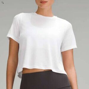 Lululemon Ultralight Waist-Length T-Shirt Color White size 8 NWT